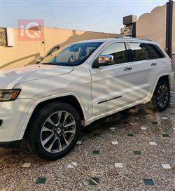 جیپ گراند شیرۆکی